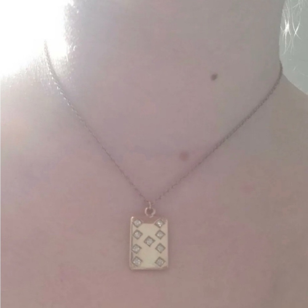 Gold Pendant Necklace